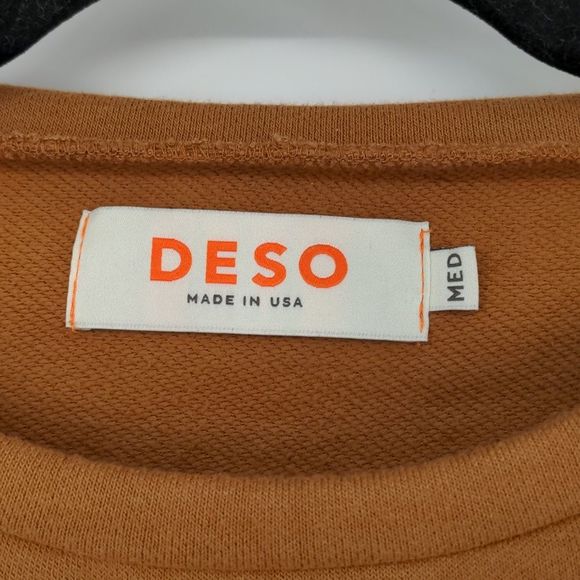 Deso Supply Leland‎ Cropped Sweatshirt Sweater Size Medium Camel Tan Terry Thumb - Picture 4 of 13